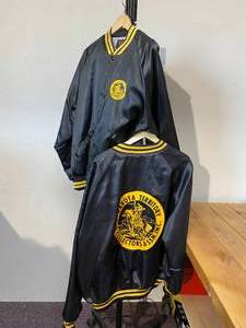 lot 11-A2025 image: (2) Vintage 70s80s XXL Dakota Territory Gun Collectors Association Inc. Black Satin Style Baseball Snap Closure Jackets