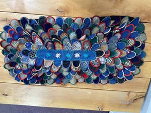 lot 18-A2025 image: 1930s Hand Sewn Quilted Table Runner - Folk Art - Depression Era Art
