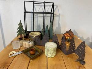 lot 26-A2025 image: Fun Cabin, Back Wood Home Decore and Candles