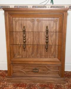 lot 5 image: Vintage Bassett Highboy Dresser