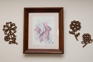 lot 17 image: Rabbit Print with Wooden Frame & Floral Wall Hangings