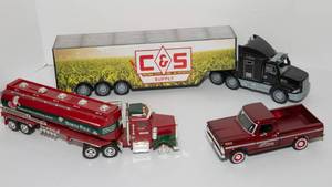 lot 40 image: Collectors Vehicles Lot  C & S Supply Semi, 1997 Sears Semi & Fleet Farm 63-Year Truck