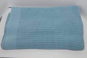 lot 33 image: Blue Cotton Blanket  Full Size, Soft & Cozy