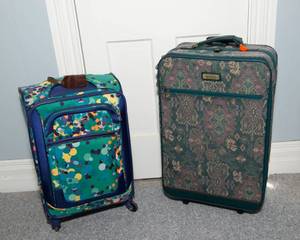 lot 50 image: Two Pieces of Luggage  Carry-On & Larger Size
