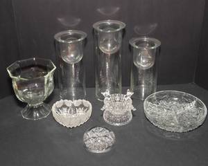 lot 107 image: 8 Pieces of Clear Glass