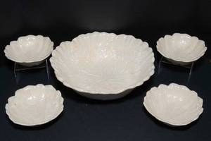 lot 94 image: Vintage Pearlescent Cabbage Bowl Set  Large Bowl with Four Smaller Matching Bowls