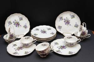 lot 87 image: Lefton Vintage Hand Painted Purple Violets Tea Cups & Luncheon Plates  Service for 8