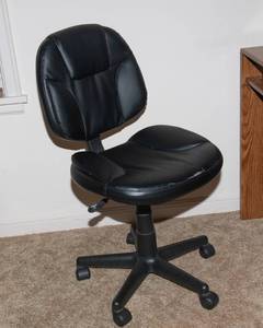 lot 95 image: Office Chair  Adjustable Height