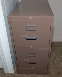 lot 93 image: Filing Cabinet
