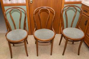 lot 131 image: Set of 3 Upholstered Bentwood Bistro Chairs