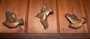 lot 152 image: Set of Three Brass Tone Tin Birds