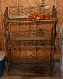 lot 174 image: Metal Shelf