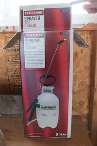 lot 163 image: Craftsman 2 Gallon Sprayer