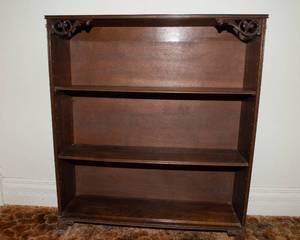 lot 2 image: Antique Wooden Bookshelf