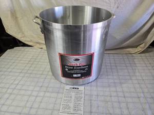 Winco 20 Quart Super Aluminum Stock Pot - New