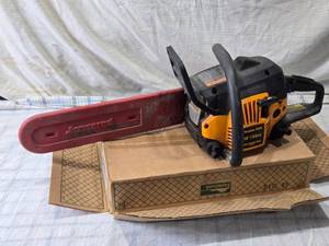 lot 9 image: Poulan Pro 16 34cc Gas Chainsaw with Bar and Cover - 2 Years Since Last Use