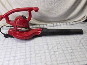 lot 16 image: Toro Ultra Blower Vac Electric Leaf Blower