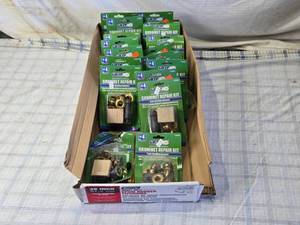 lot 30 image: Flat of GRIP #4 Grommet Repair Kits