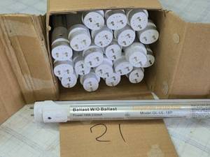 lot 55 image: Lot of 21 Compatible LED T8 Tubes Model GL-UL-18P Working When Removed from Service