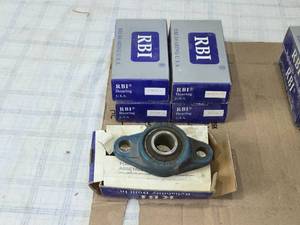 lot 60 image: Lot of 5 RBI Bearing Units UCFL205-16 Specs in Description