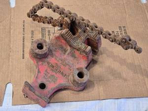 lot 86 image: Ridgid 932 Chain Pipe Vise Parts
