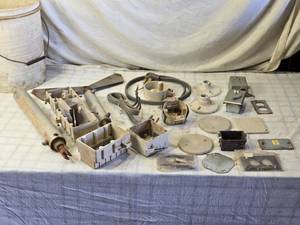 lot 89 image: Variety of Electrical Components and Parts