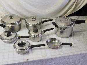 lot 116 image: Stainless Steel Cookware -Variety of Pieces