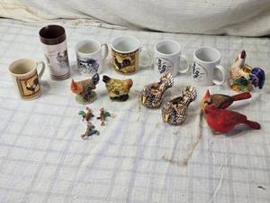 lot 131 image: Bird and Animal Themed Mugs and Figurines