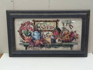lot 77 image: 24 x 12 Picture Frame Garden - Vintage wood Frame