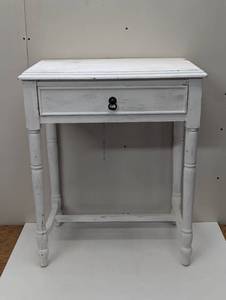 lot 92 image: White Side Table