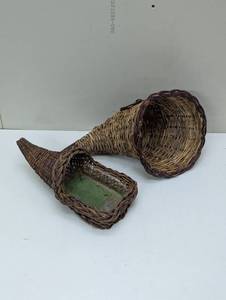 lot 58 image: Pair of Cornucopia Wicker Baskets