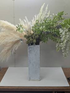 lot 49 image: Extra Large Faux Center Piece - Fake Plants Real Wood Holder