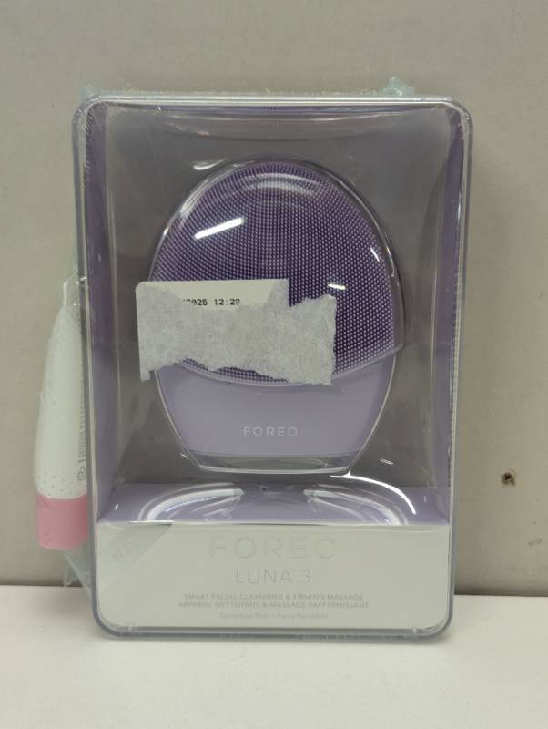 lot 106 image: FOREO Luna 3 Facial Cleansing Brush  Anti Aging Face Massage