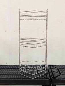 lot 17 image: 3 Tier Metal Heart Shelf Display