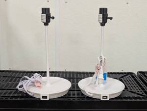 lot 8 image: Matching Pair - Lamps with USB Chargers Built in
