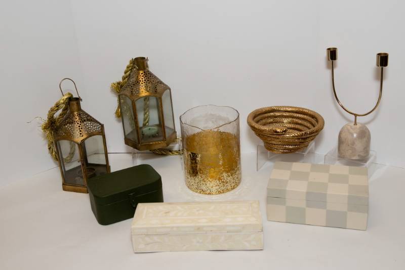 lot 31 image: Decorative Gold Home Decor