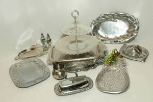 lot 29 image: Silver-Toned Serving Items