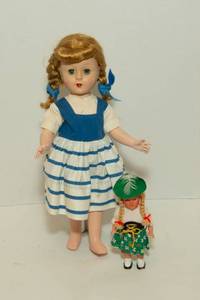 lot 58 image: Two Vintage Dolls