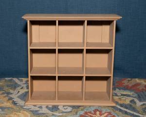 lot 193 image: Small Painted Shelf
