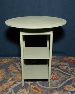 lot 195 image: Sage Green Painted Round Circle Table