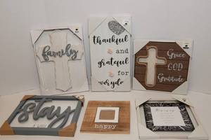 lot 202 image: 6 Pieces of Brand New Artwork