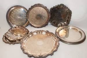 lot 204 image: 10 Silverplate Trays