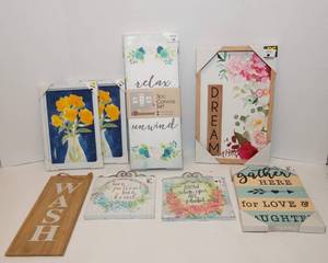 lot 211 image: 10 Various Art Prints