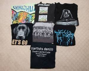 lot 224 image: Seven Size Large T-Shirts