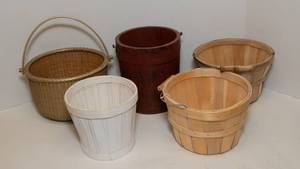 lot 264 image: Five Baskets