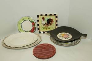 lot 82 image: 11 Miscellaneous Plates and Platters