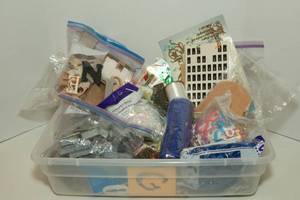 lot 97 image: Crafting Supplies