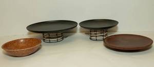 lot 102 image: Trays and Bowl - Two NWT