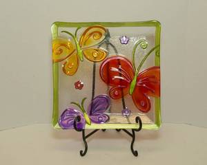 lot 150 image: 14 x 14 Butterfly Plate and Plate Stand