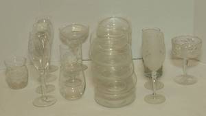 lot 161 image: Variety of Glassware